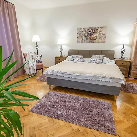 Guest house George Enescu *