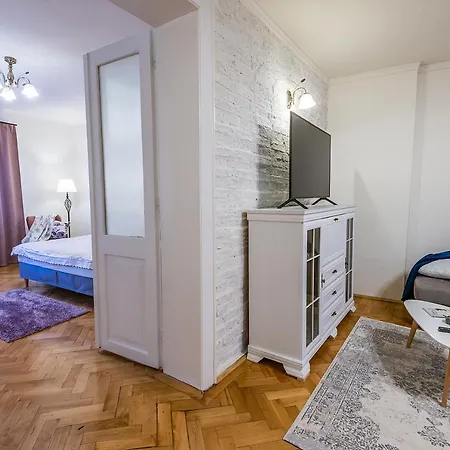 Guest house George Enescu