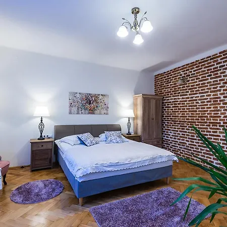 Guest house George Enescu